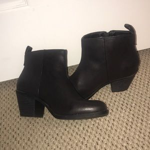 Forever 21 Boots (BRAND NEW)